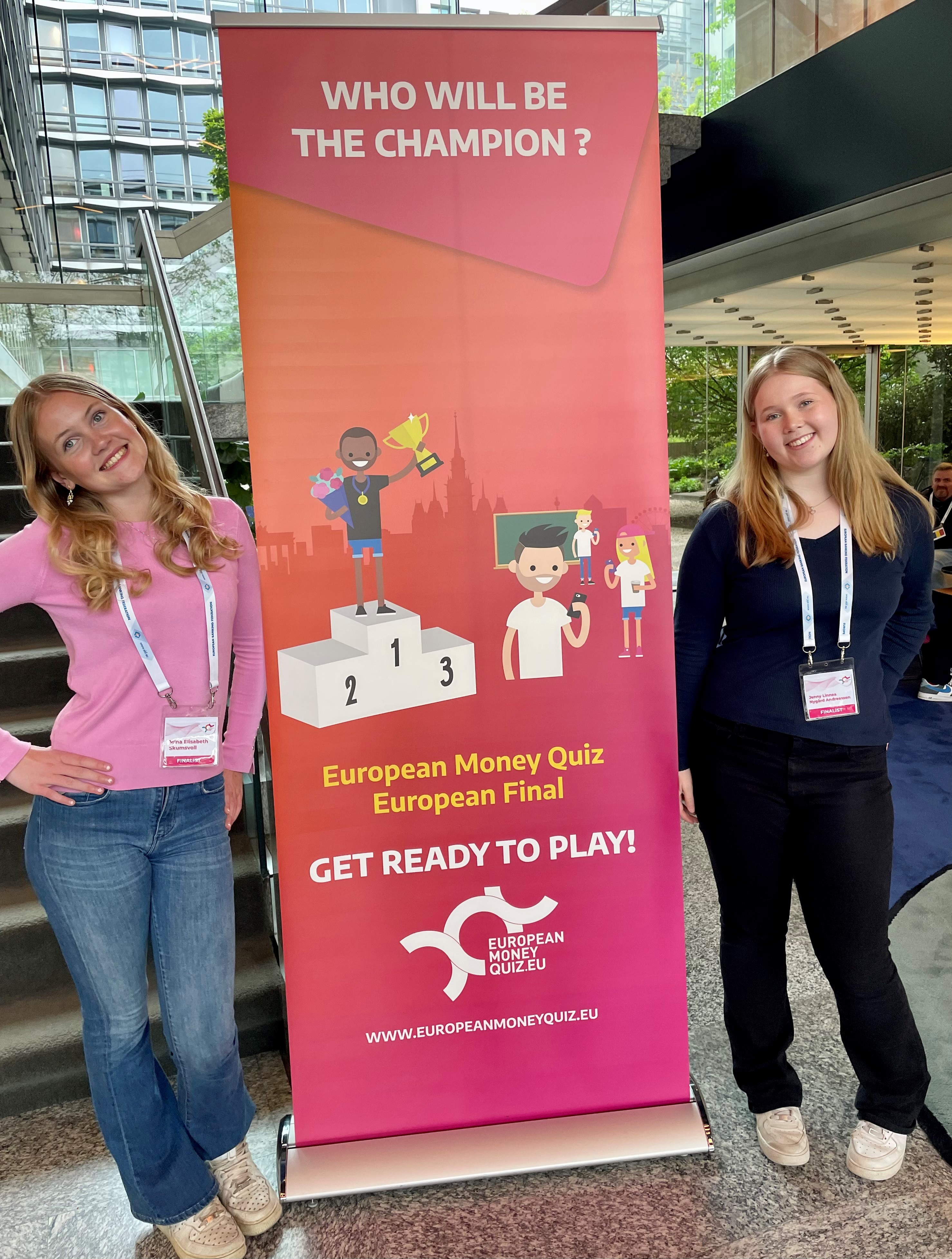 Foto av de to jentene som var Norges EM-finalister