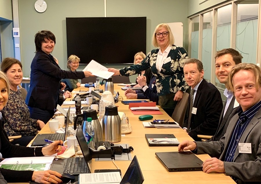Fra hovedavtaleforhandlingene i januar 2020, da man ble enig om å revidere hovedavtalen. Foto: Finans Norge