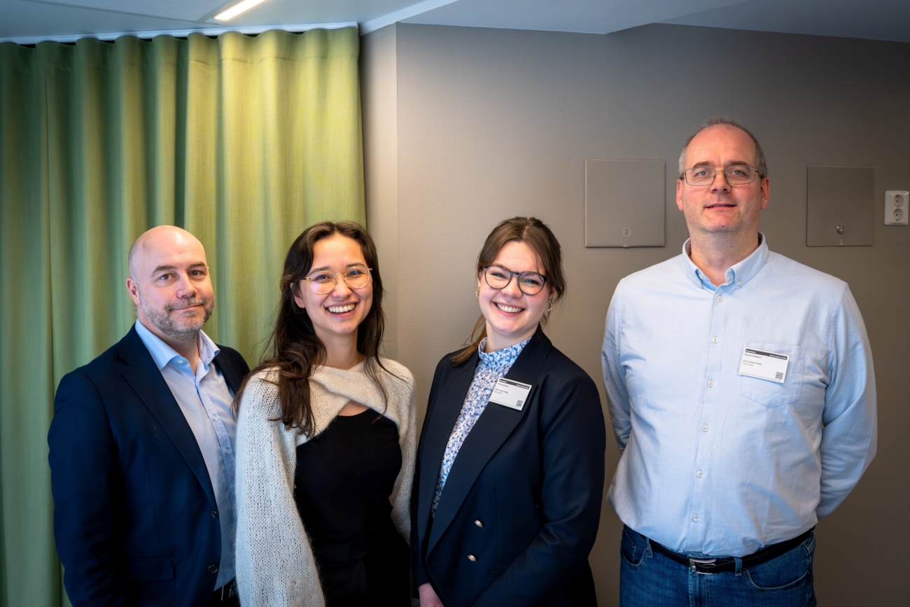 Bilde av Pål Christian Waag, fagdirektør cybersikkerhet Finans Norge, Hanna, rådgiver Finans Norge, Pia Bauspieß, PHD. fra NTNU, Håvard Raddum, sjefsforsker i krytografi ved Simula UiB. Foto.